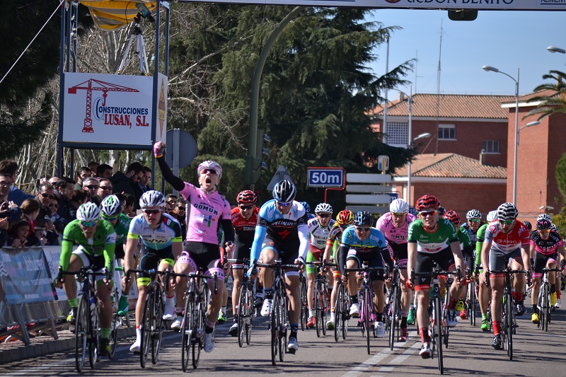 El Pelotón Angulo se reencuentra en Don Benito