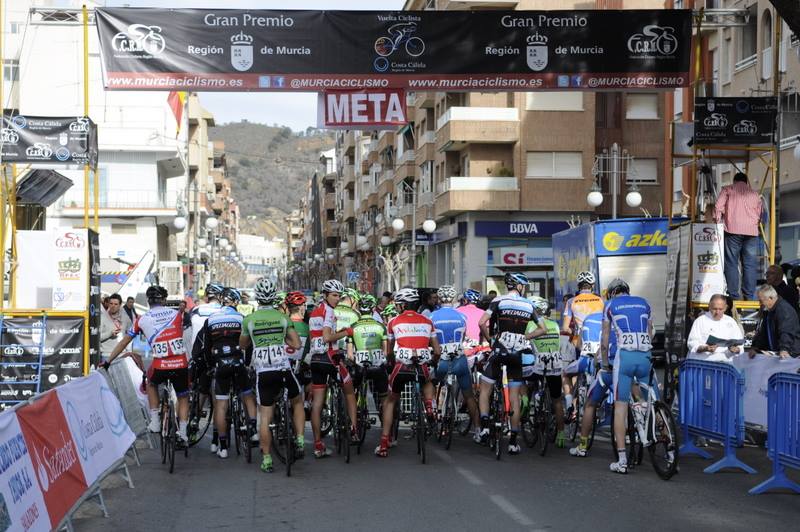 El Pelotón Exitoso estreno de la Vuelta Costa Cálida