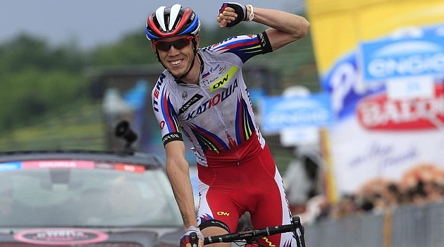 El Pelotón Zakarin se doctora en Imola