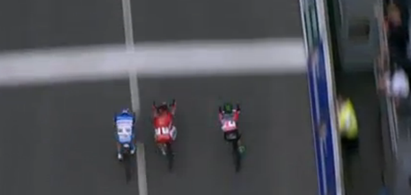 El Pelotón Ahlstrand supera a Coquard por un suspiro