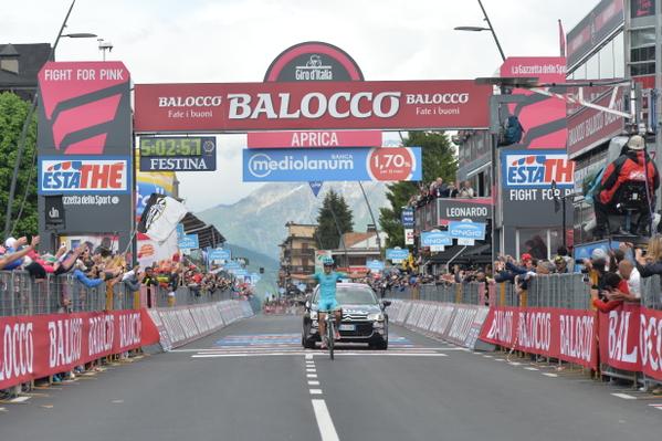 El Pelotón Landa vence de nuevo, mientras Contador "dispara" el Giro en el Mortirolo
