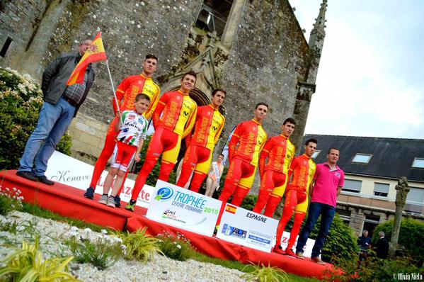 El Pelotón Buen papel de Joan Bou para la selección española en el Trofeo Centre-Morbihan