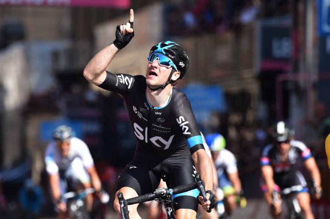 El Pelotón Viviani gana la primera batalla