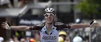 El Pelotón Bardet muestra el camino en el Col d'Allos para el Tour