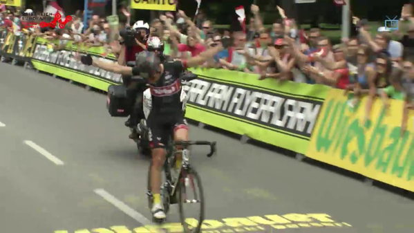 El Pelotón Premio a la constancia para Pöstlberger en Austria