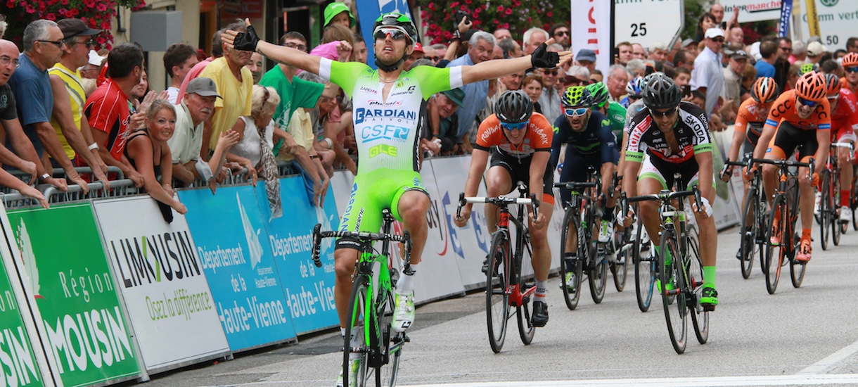 Sonny Collbrelli (Bardiani), ganador de la 1ª etapa. Foto: Bardiani.