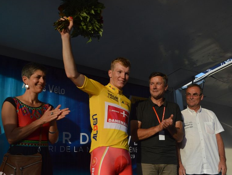 El Pelotón Soren Andersen se lleva el prólogo de Avenir