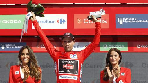 El Pelotón Caleb Ewan; pequeño, pero matón Dumoulin, nuevo líder de la carrera.