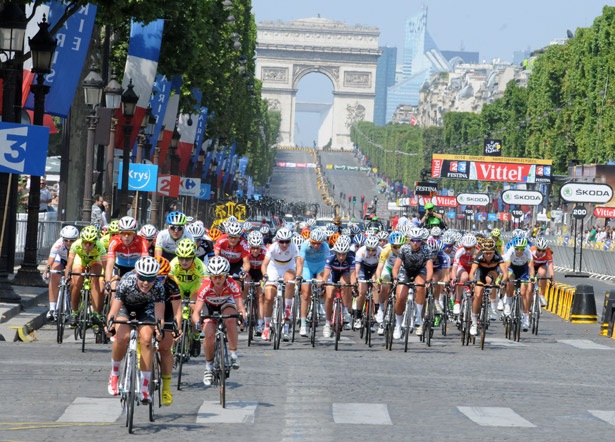 El Pelotón 16 equipos en La Madrid Challenge by La Vuelta