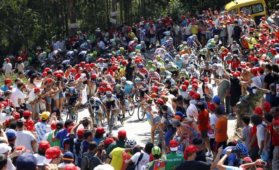 El Pelotón Ézaro está de Vuelta