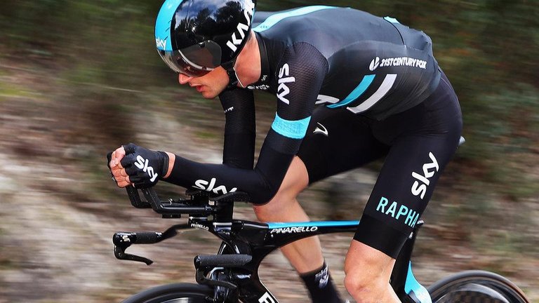 El Pelotón Sorprende Poels