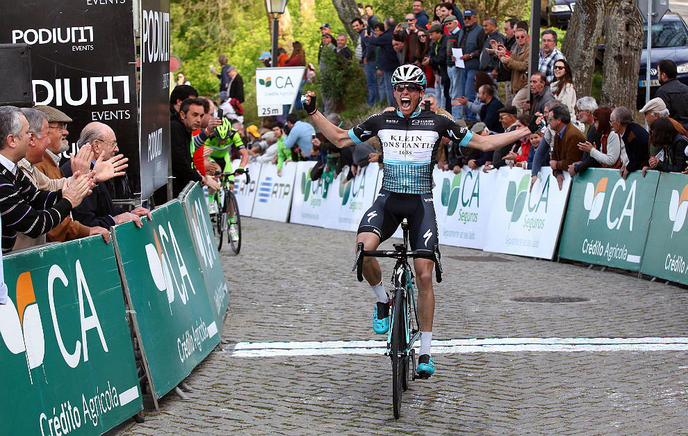 El Pelotón Enric Mas sigue la racha española en Alentejo