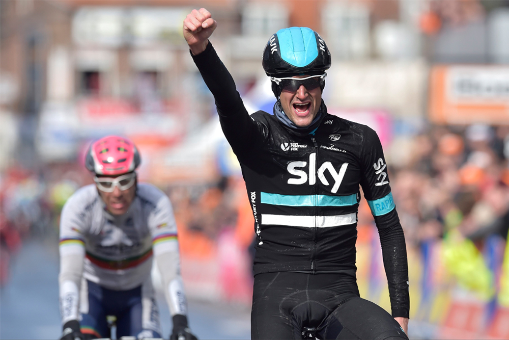 El Pelotón Poels gana en la Decana