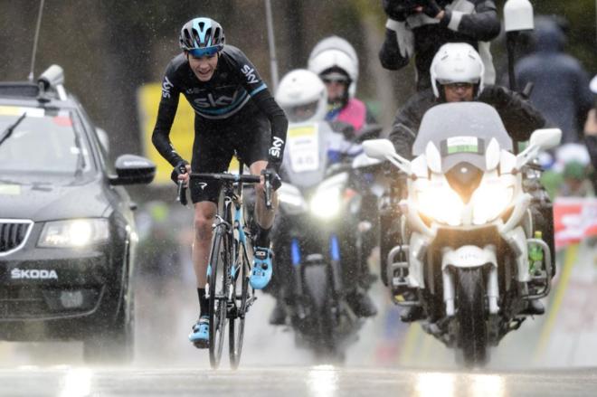 El Pelotón Froome gana y Quintana aguanta