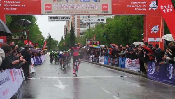 El Pelotón Etapa para Molano, general para Lobato