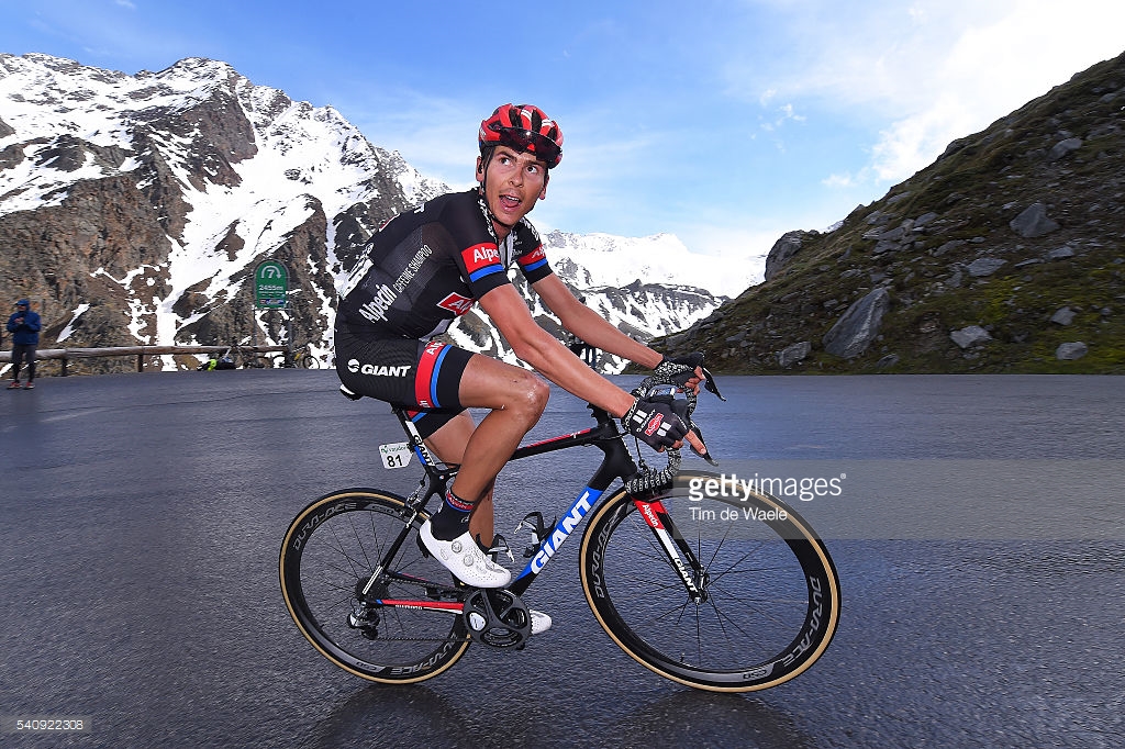 La regularidad de Barguil en la montaña ha tenido recompensa. El francés se ha puesto líder a falta de dos días para el final de la Vuelta a Suiza. © Tim de Waele