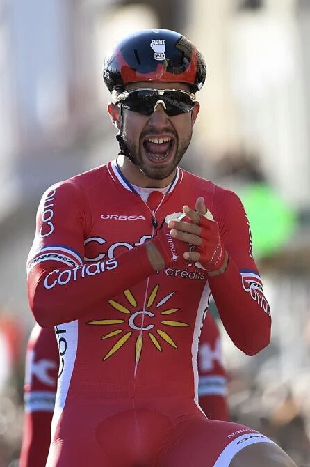 El Pelotón Bouhanni golpea a lo grande en Dauphiné