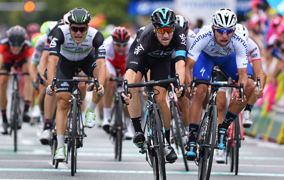 El Pelotón Gaviria vence y es el nuevo líder