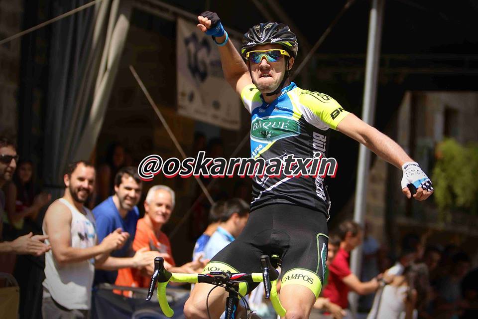 El Pelotón Resumen del fin de semana amateur: Iván Martínez se hace con Ávila Juaristi vencedor en Antzuola (Fuente: @oskarmatxin )