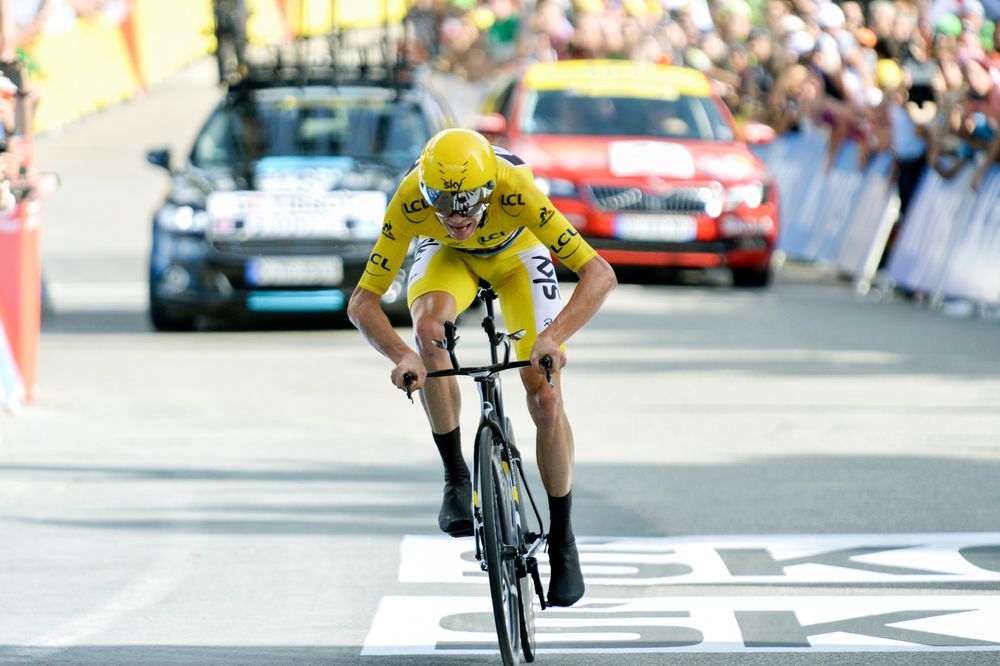 El Pelotón Froome solo piensa en "evitar problemas" hasta París