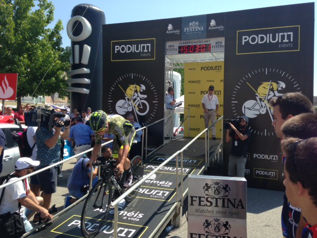 El Pelotón Rafael Reis primer líder en Portugal