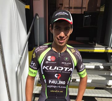 El Pelotón Tello conquista Cantabria y Angulo vence en la crono de la Cuesta de la Atalaya