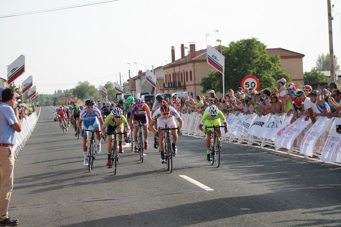Pelegri se llevó el triunfo en Quintana de Rueda de la 1ª etapa de la Vuelta a Léon (Foto: @cfbuitron - sportleon.com)