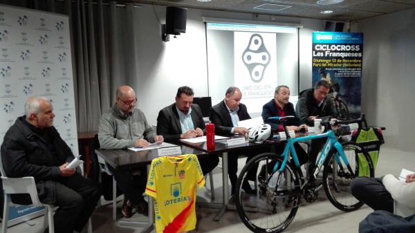 El Pelotón La Copa de España ciclocross Loterías sobrepasa su ecuador en Les Franqueses