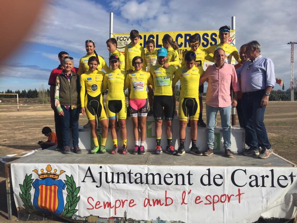 El Pelotón La Challenge valenciana de ciclocross sobrepasa su ecuador en Carlet