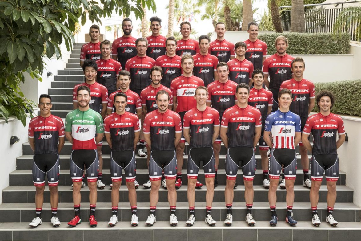 El Pelotón El Trek-Segafredo presenta su nuevo maillot