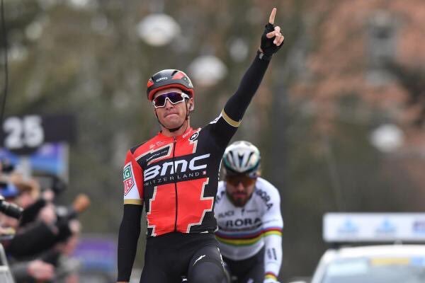 El Pelotón Van Avermaet y cómo ser la bestia negra de Peter Sagan