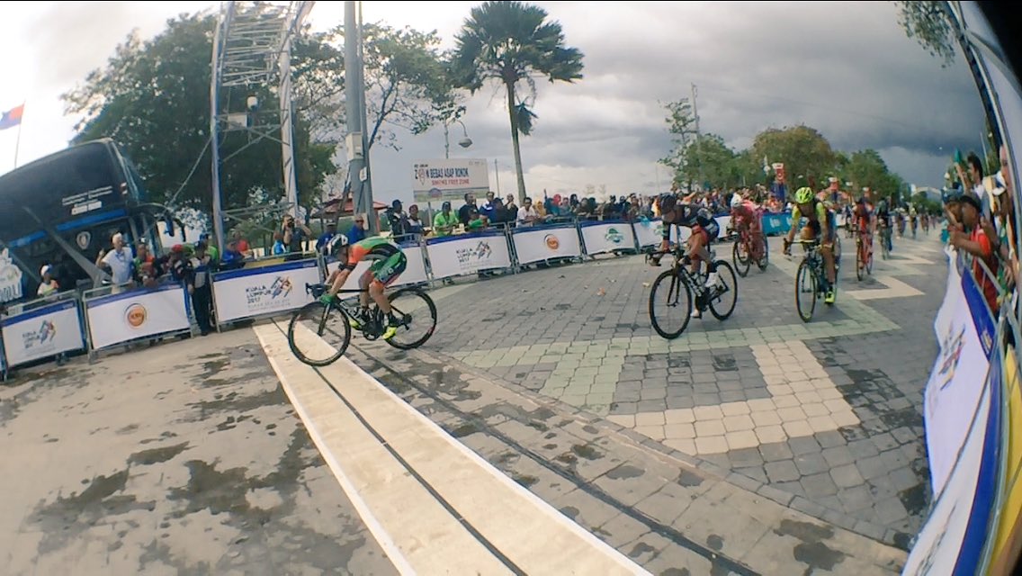 El Pelotón Enrico Barbin vence en Langkawi