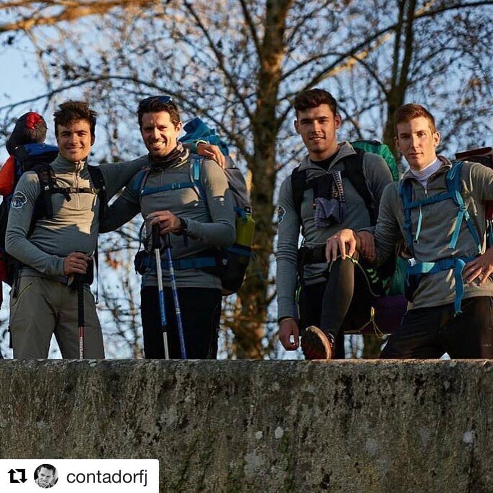 El Pelotón A rueda de.... DIEGO SEVILLA (Polartec-Fundación Contador) Este año Diego y sus compañeros pudieron disfrutar de la vivencia de hacer el Camino de Santiago, una gran manera de hacer grupo (Foto: contadorfj )
