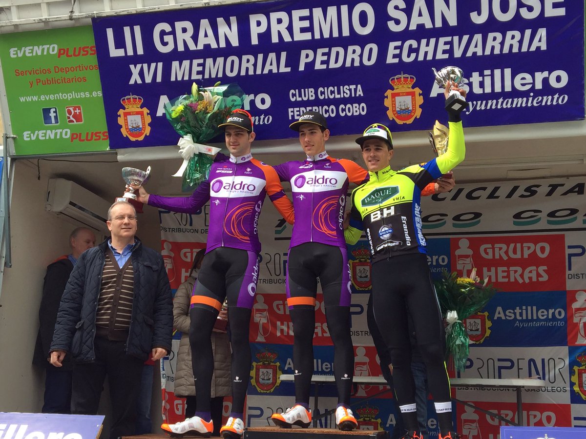 Imagen del podium de Astillero con Miguel Ángel Fernández, de Aldro, en lo más alto (Foto: @BaqueBH)