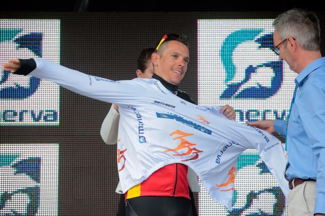 El Pelotón Durbridge vuela contra el crono y Gilbert se lleva la general