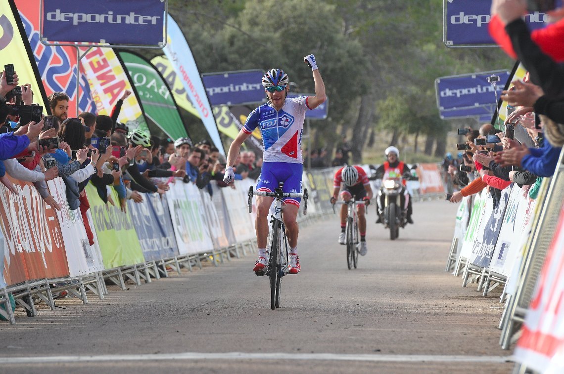 El Pelotón FDJ: Con Pinot al fin del mundo