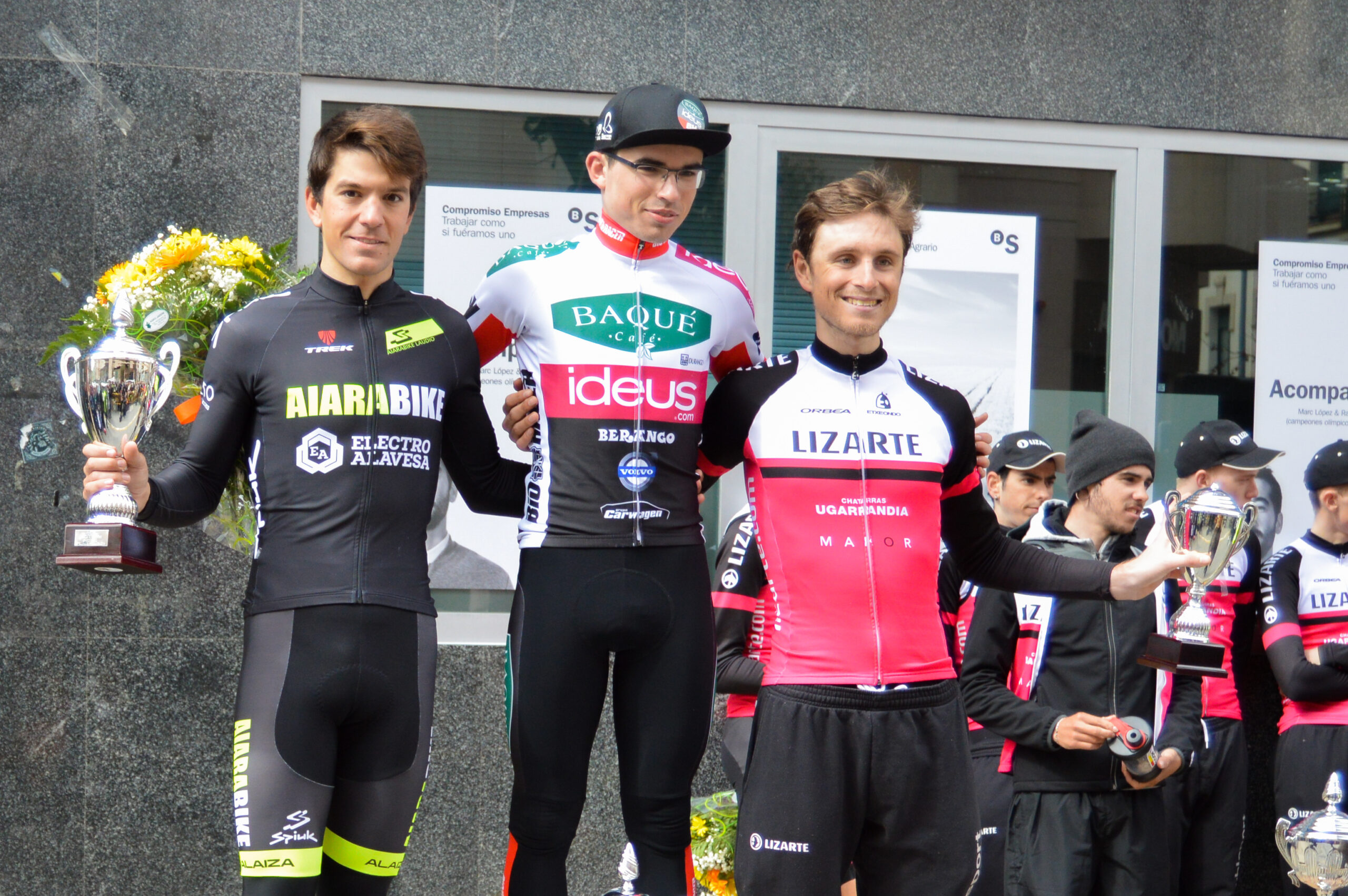 Podium Estella Aiarabike