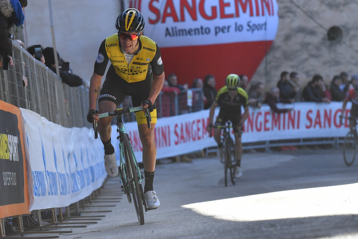 El Pelotón Roglic sorprende y Thomas es líder