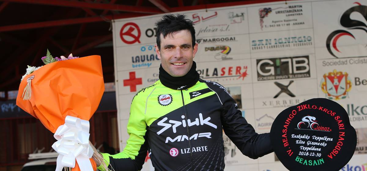 Ruiz de Larrinaga retirada