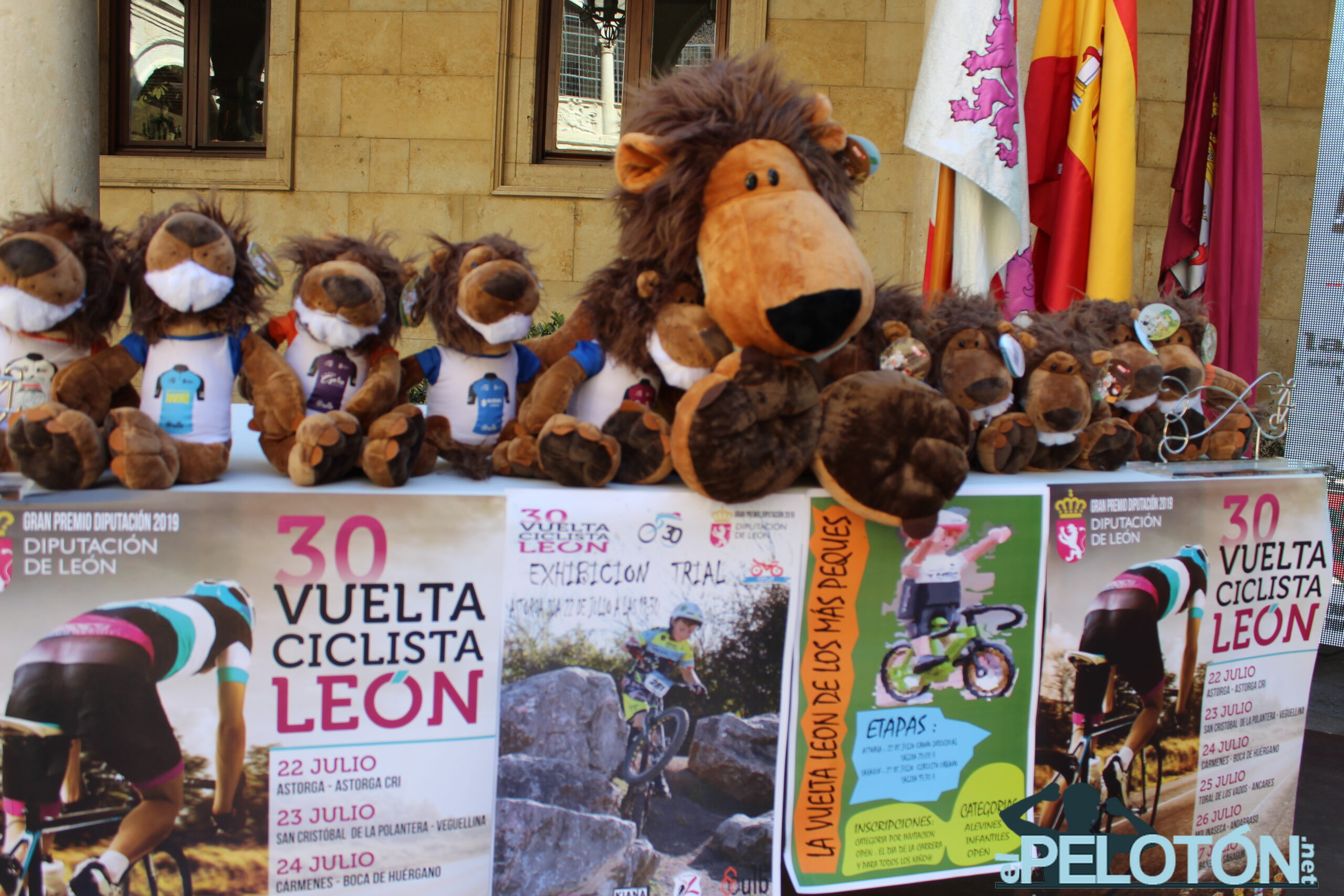 El Pelotón Galería de imágenes de la presentación de la XXX Vuelta a León