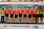 El Pelotón Galería de fotos de la presentación de equipos de la XXX Vuelta a León El Pelotón Galería de fotos de la presentación de equipos de la XXX Vuelta a León