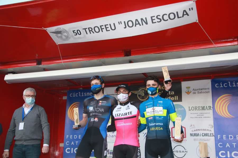 El Pelotón Raúl Rota (Lizarte) vence en casa en el arranque de las Grans Clàssiques