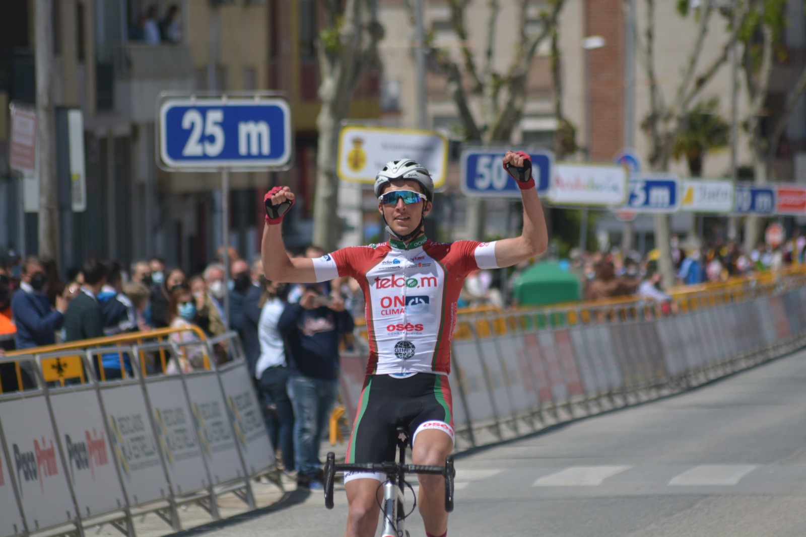El Pelotón Telco'm repite en Torredonjimeno gracias a Timo de Jong y Marc Brustenga (Caja Rural-RGA) recupera el liderato de la Copa de España