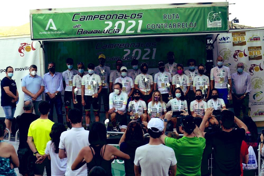 Podium final de los campeonatos contra el crono andaluces