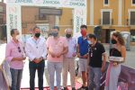 Imágenes de la jornada inaugura de la Vuelta a Zamora 2021