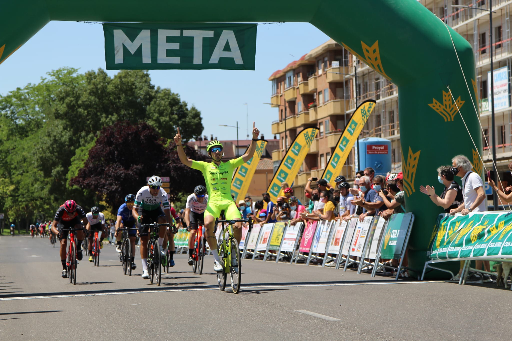 Imagen del vencedor Miguel Ángel Fernández en el Trofeo Ayto Zamora 21 (Foto: Fabio López-CDC Zamora-Ciclismo El Pelotón)