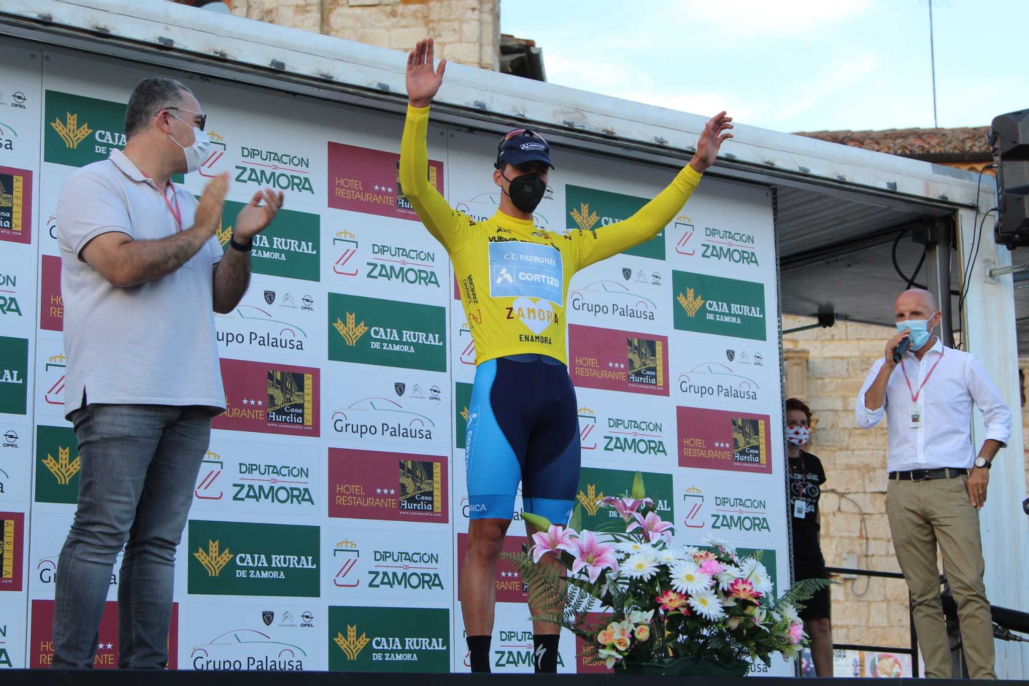Rus de amarillo en la primera de Vuelta a Zamora 2021