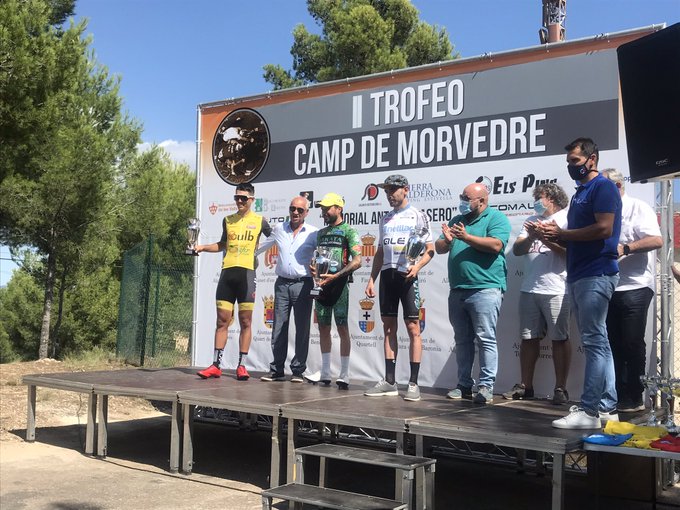 Podium del II Trofeo Camp de Morvedre con José David Martínez, Sergio Jiménez y José Luis Faura (Foto: @TMorvedre)