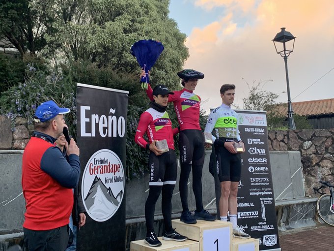 Imagen del podium de Ereño (Foto: @erenoko_kk)