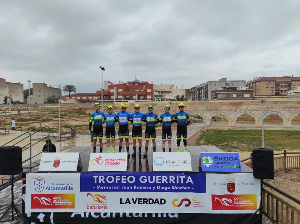 Presentación del equipo Globalia Artes Gráficas-Zamora Enamora en el Trofeo Guerrita 2022 (Foto: @GlobaliaZamora)